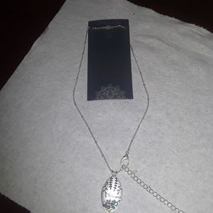 18in beautiful Womens Necklace